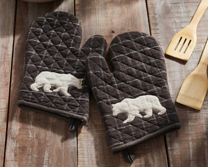 Wyatt Bear Oven Mitt Set